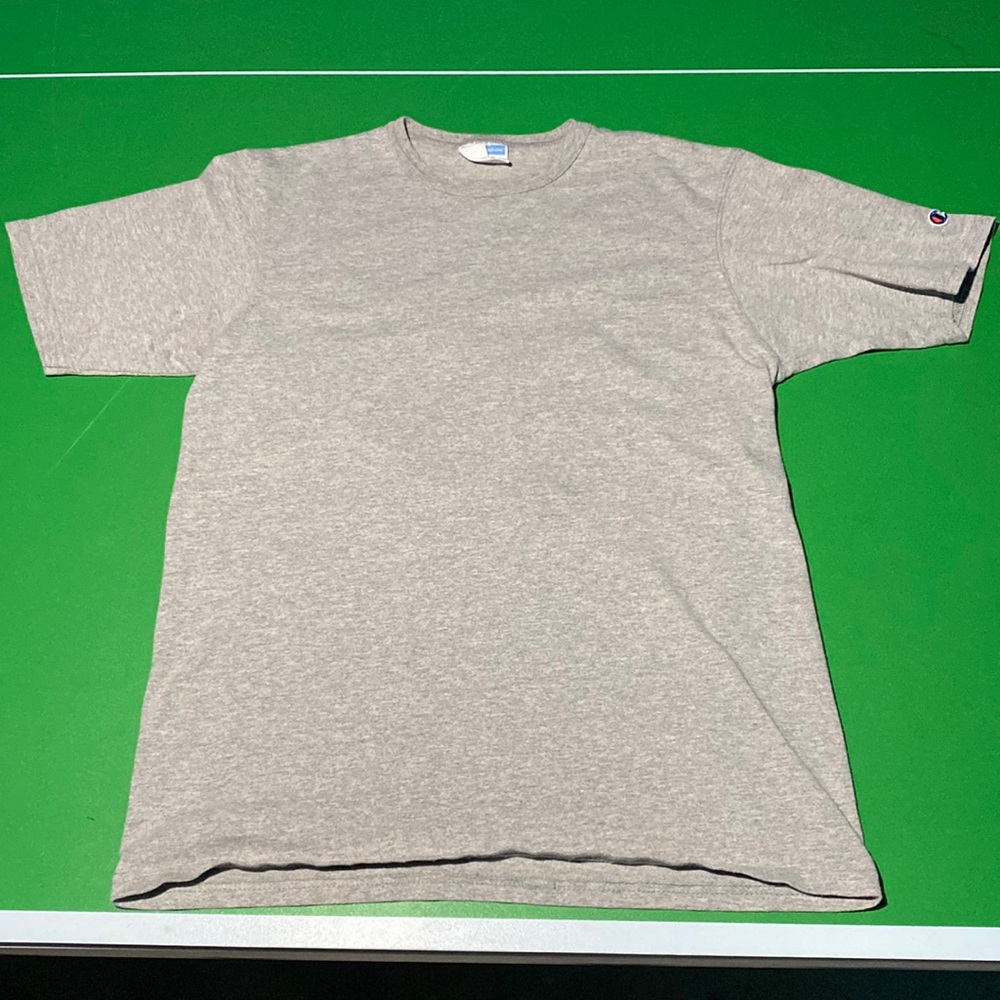 Champion t-shirt, grey, size medium, heavy cotton.